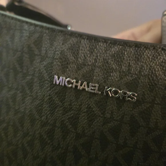 Michael Kors Black Crossbody Bag - Picture 3 of 7